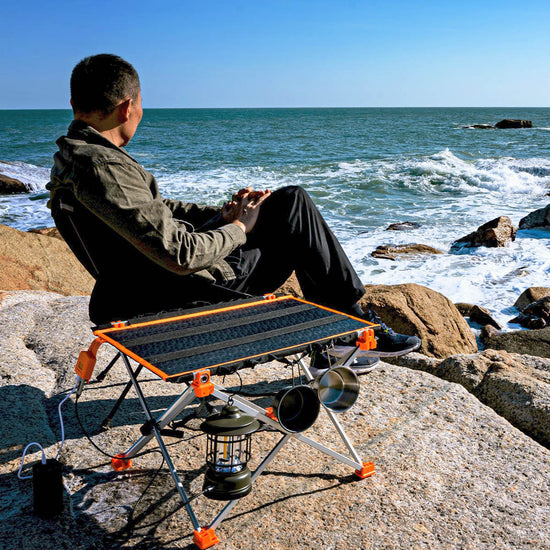 **Exclusive Offer** ECOeshiner - Backpack-Size Foldable Solar Table (Ready Stock)